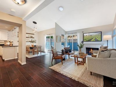 3111 Luna Court, Santa Rosa, CA, 95405