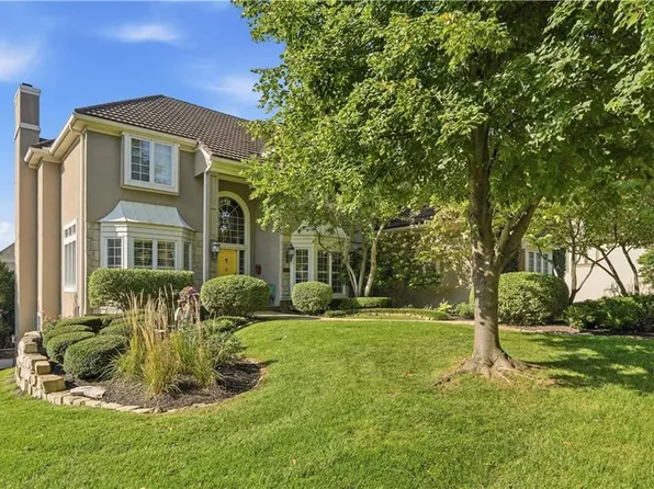 2645 W 139th Ter, Leawood, KS 66224