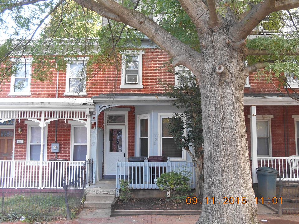 1st image of 725 W 9th St