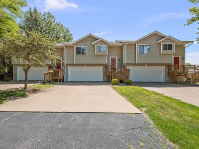 3004 3rd St #10, Moline, IL, 61265