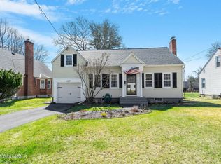 976 New Scotland Rd, Albany, NY 12208