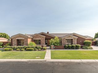 3527 E Mallory Cir, Mesa, AZ 85213