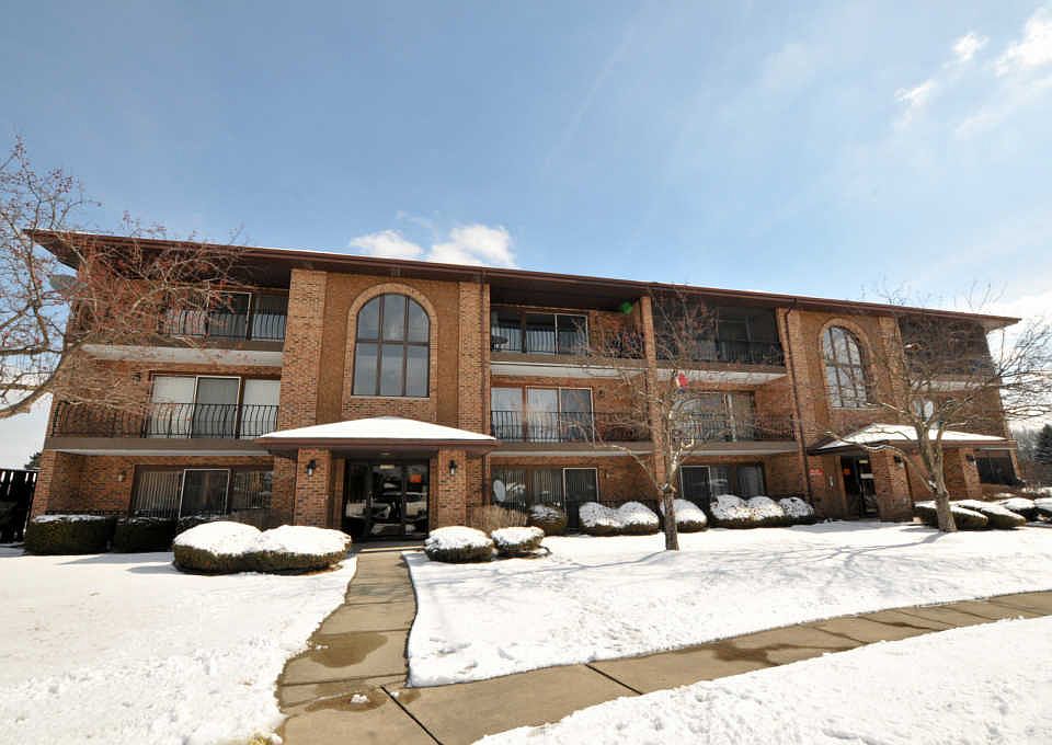 1st image of 11109 Heritage Dr APT 1D
