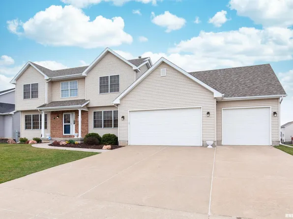 2721 E 59th St, Davenport, IA 52807