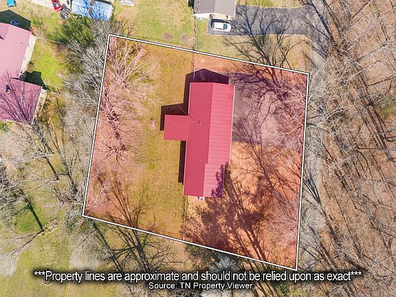 2nd image of 96 Maple Cir