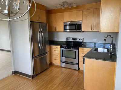 111 SW Harrison St APT 14F, Portland, OR, 97201