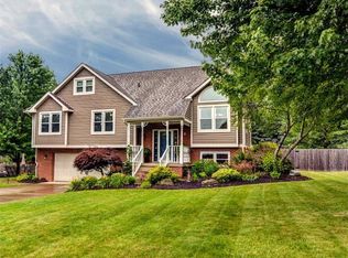 2 Spring Dr, Cranberry Township, PA 16066