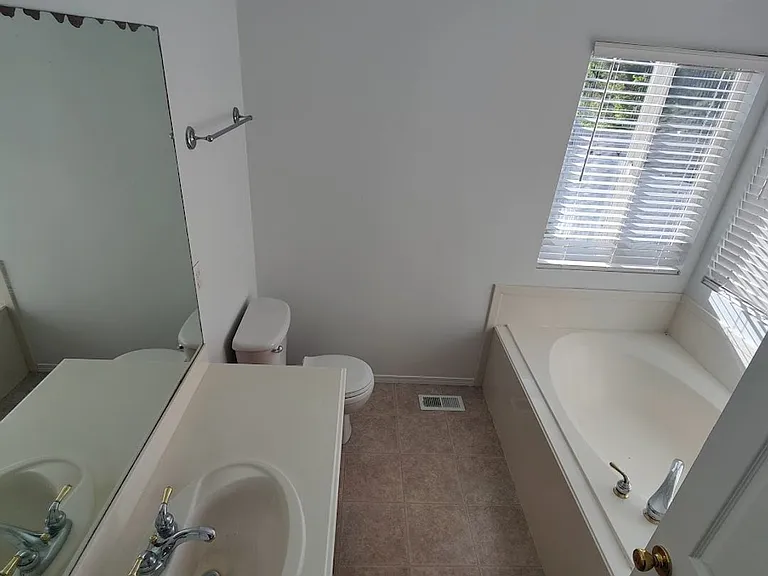 2305 N 2080 W — Photo 17