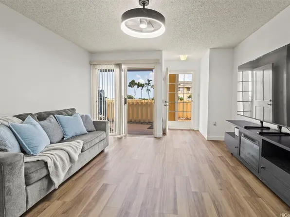 94-506 Kupuohi St #7102, Waipahu, HI 96797