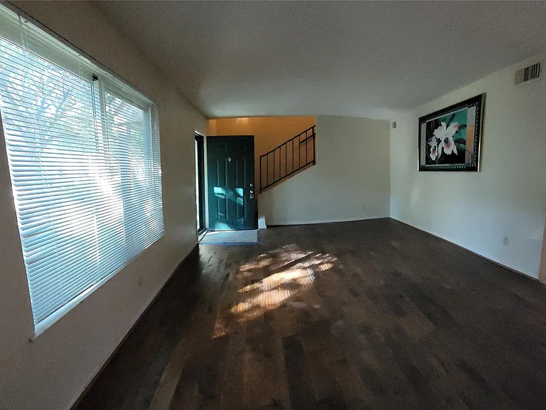 2139 Shiveley Cir — Photo 10