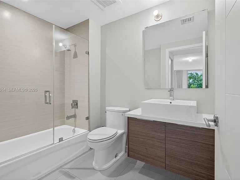 1010 SW 2nd Ave #603 — Photo 13