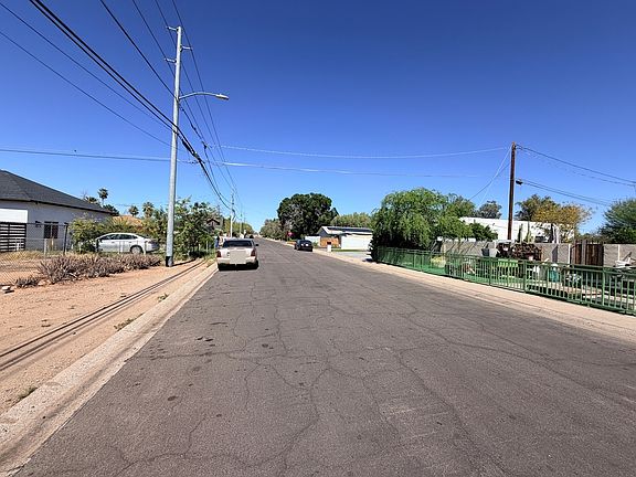 4th image of 3601 N 11th St