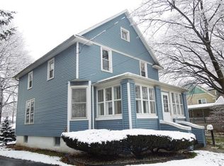 428 Washington Pl, Sycamore, IL 60178