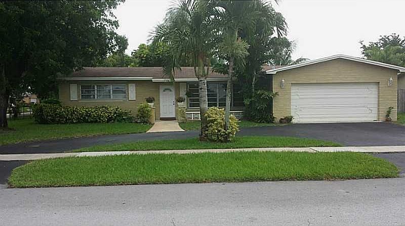 2nd image of 11900 NW 22nd St