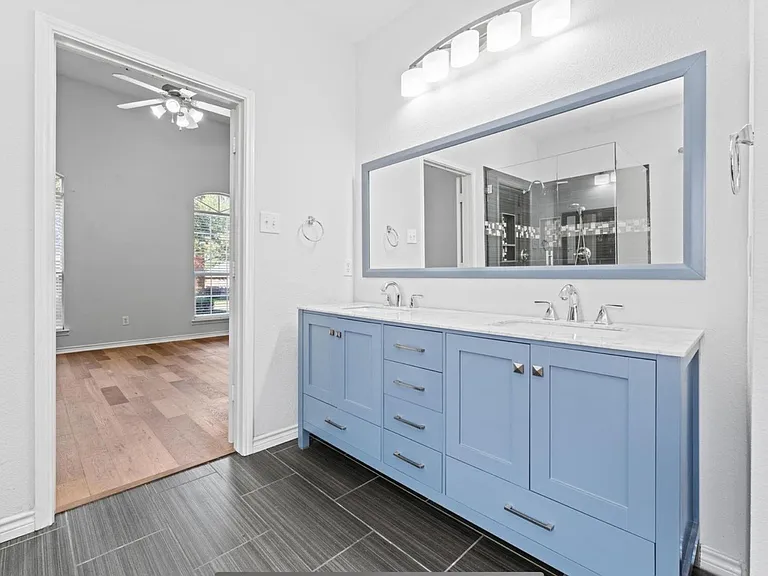 1145 Talley Ln — Photo 12