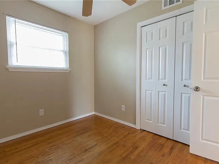 510 Crosby Blvd — Photo 8