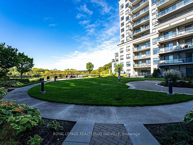 170 Water St N #1207 — Photo 21