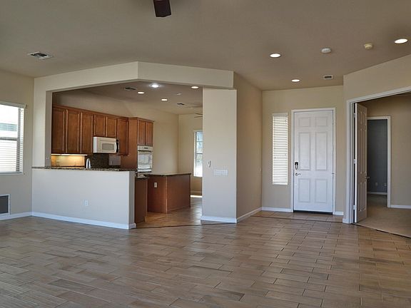 5th image of 80654 Avenida Santa Marta