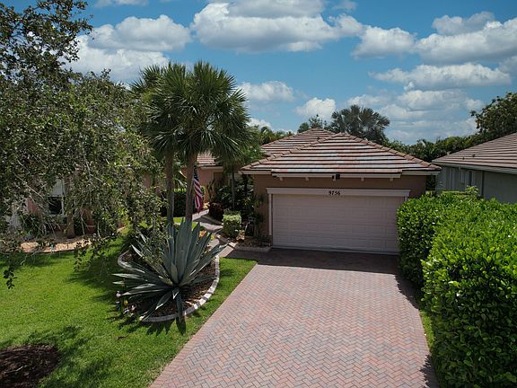 4th image of 9756 SW Glenbrook Drive