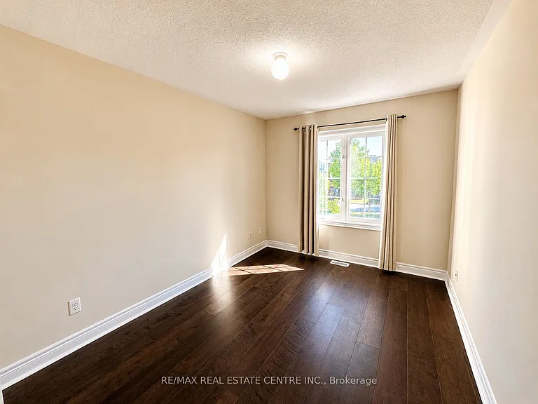 2491 Postmaster Dr — Photo 25