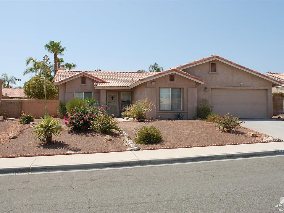 1st image of 79145 Desert Stream Dr
