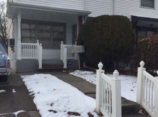 5040 Clearview Expy, Flushing, NY 11364