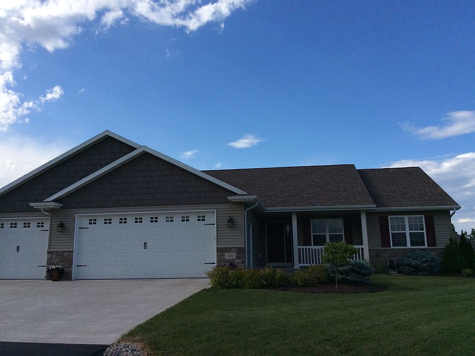 1st image of 743 Milkweed Ct