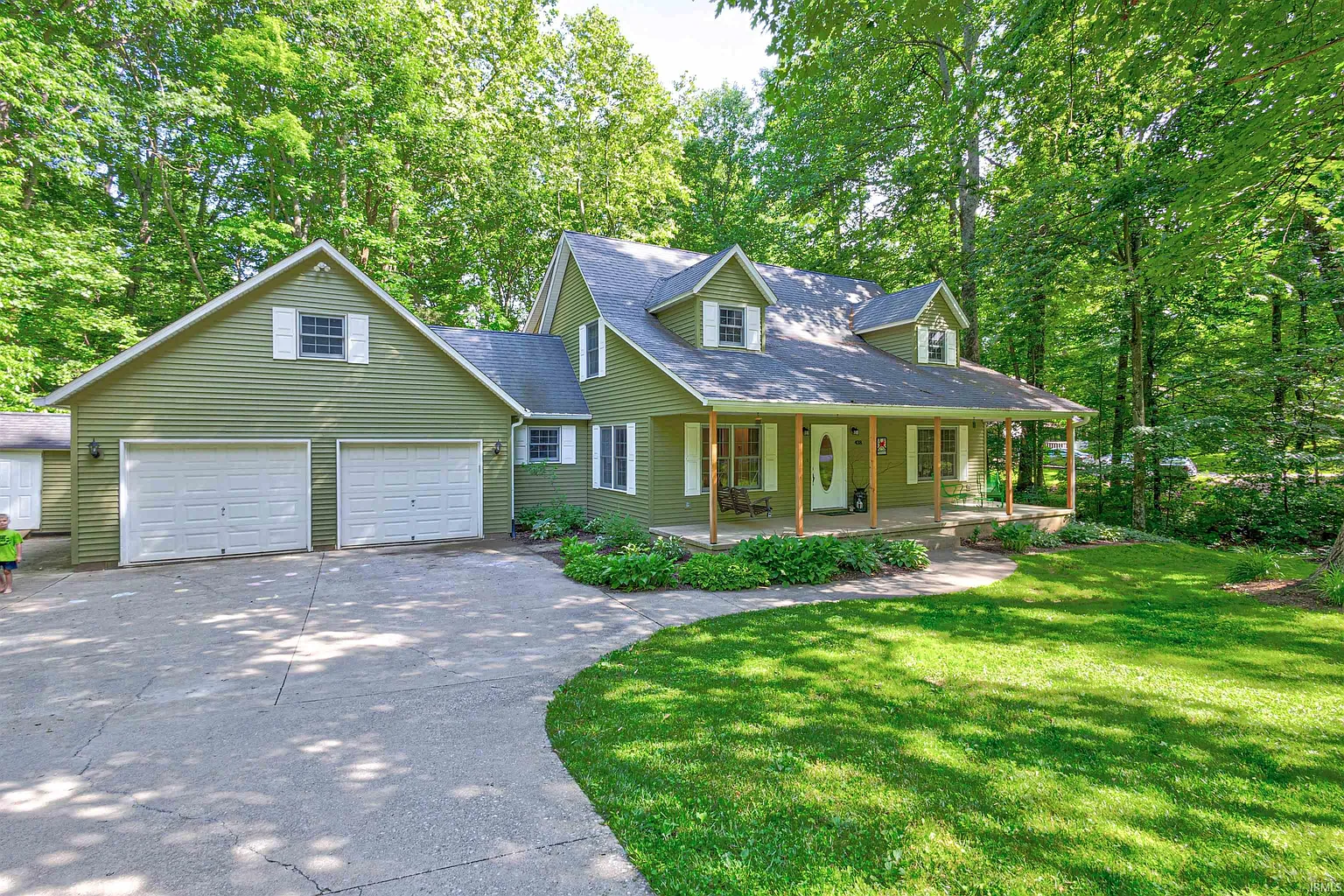 438 Smiths Rd photo 1