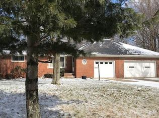 5693 Highland Rd, Highland Heights, OH 44143