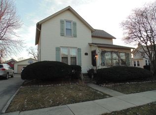 209 E North St, Crown Point, IN 46307