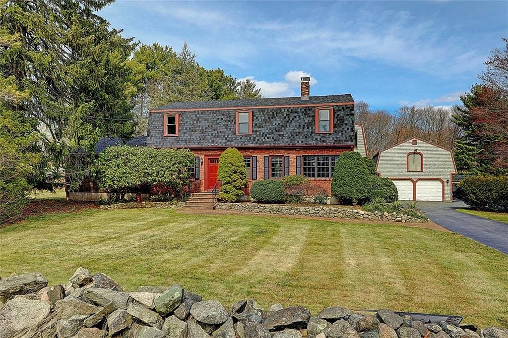1715 Old Louisquisset Pike, Lincoln, RI 02865 Zillow