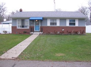 3423 Meadowcrest St, Monroe, MI 48162