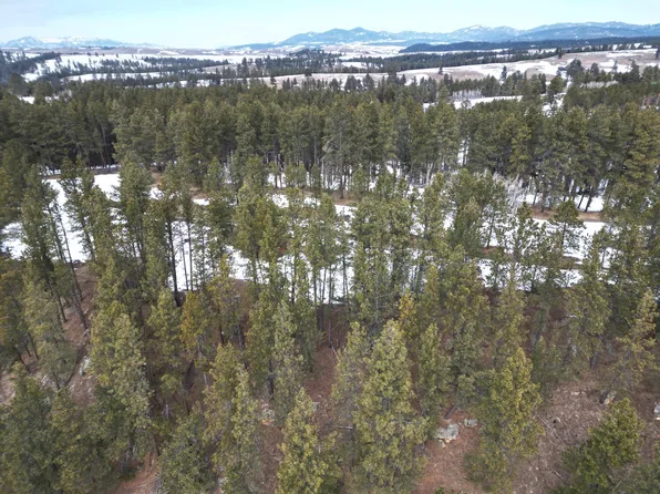 104 Fort Dunagan Dr, Lewistown, MT 59457