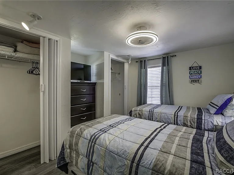 2676 N Comanche Point — Photo 10