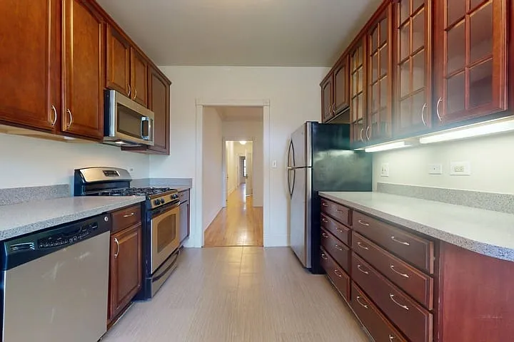 1413-15 E. 57th — Photo 18
