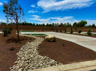 19361 Tournament Ln #76, Apple Valley, CA 92308