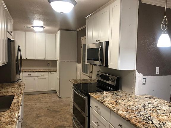 3rd image of 3429 Brent Dr