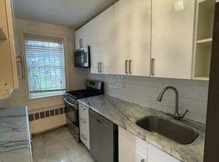 2053 Bogart Ave #1, Bronx, NY 10462
