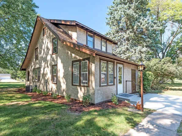 8000 W River Rd, Brooklyn Park, MN 55444