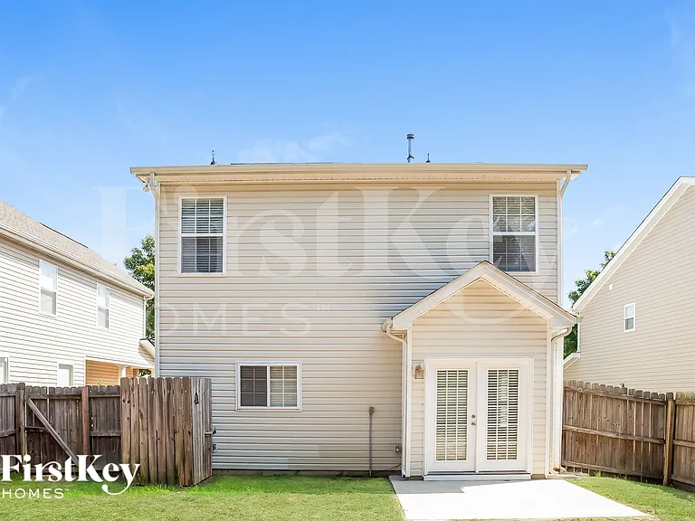 1033 Kings Mountain Ln — Photo 18