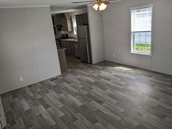 4th image of 408 De Ville Dr