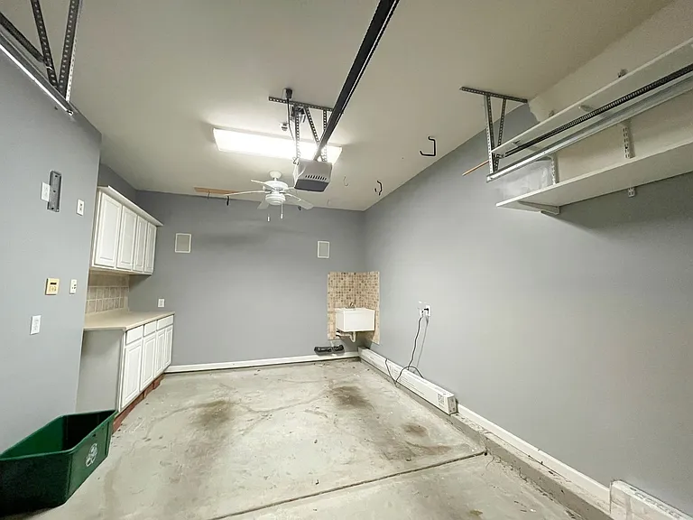 2947 Castleberry Ct — Photo 6