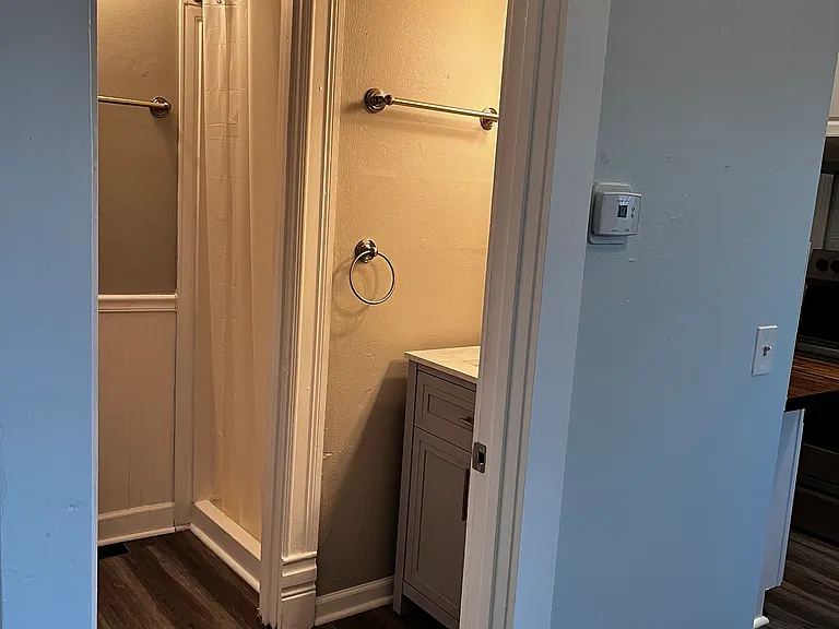 138 E Van Buren St — Photo 6