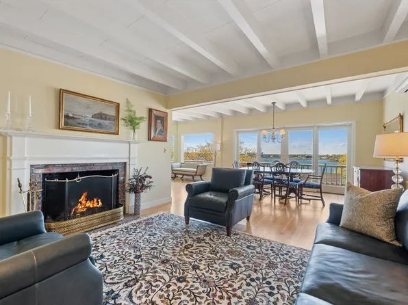 72 Naugus Ave, Marblehead, MA 01945