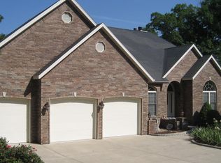478 Table Rock Hts, Hollister, MO 65672