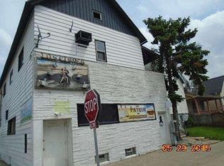 2000 S 13th St #2002, Milwaukee, WI 53204