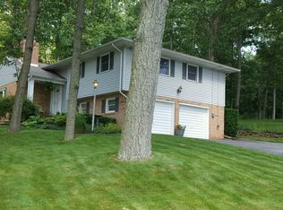 765 Summit Dr, Dallastown, PA 17313