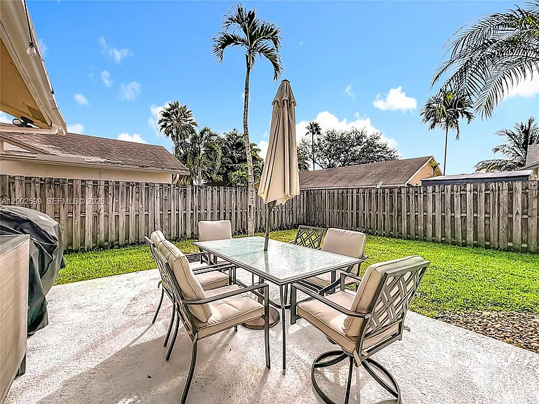 8060 NW 51st Ct — Photo 12