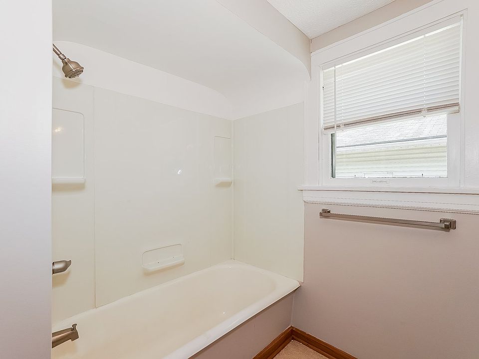 1st image of 366 S Wayne Ave