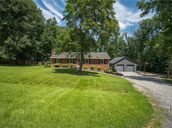 269 Hillside Ct, Winston Salem, NC 27107